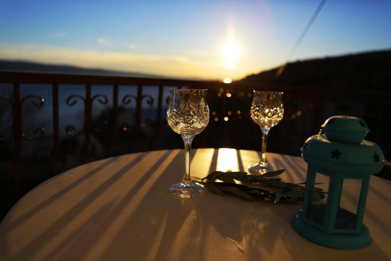 Stanic - With A View Of The Sea And Sandy ! *